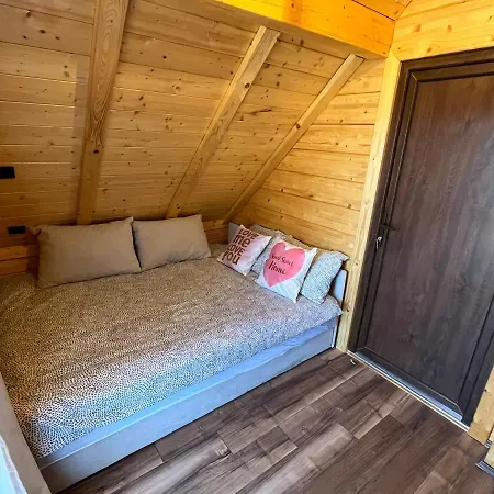 Apartmani Joka I Drvene Kucice Vrdnik Exterior photo
