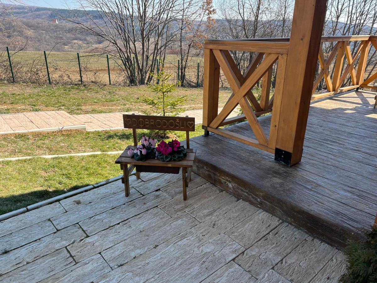 Joka I Drvene Kucice Holiday home Vrdnik