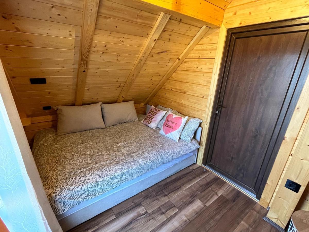 Joka I Drvene Kucice Holiday home Vrdnik